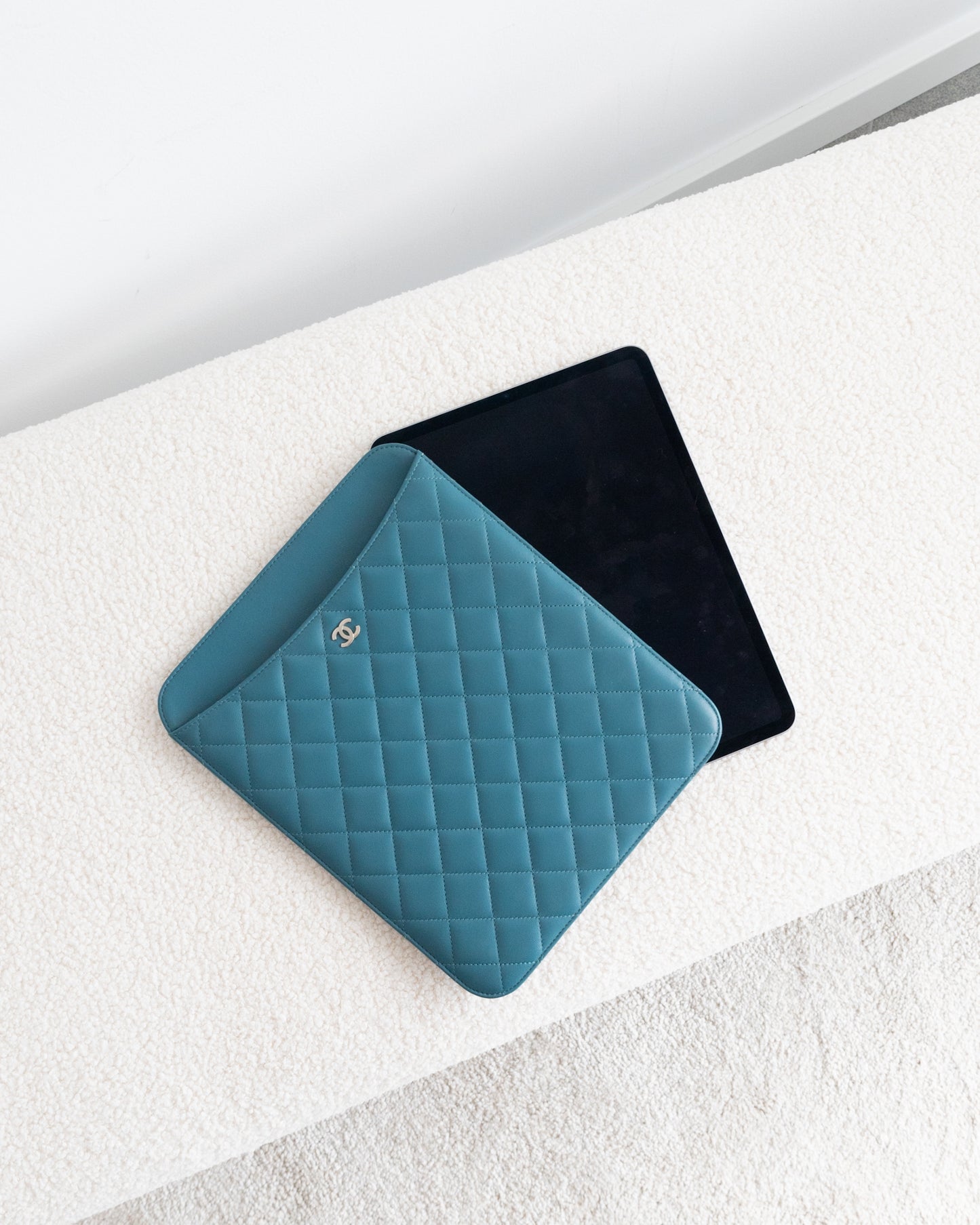 CHANEL Case - THE VOG CLOSET
