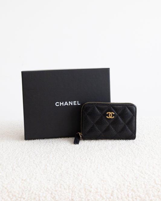 CHANEL CC Wallet - THE VOG CLOSET