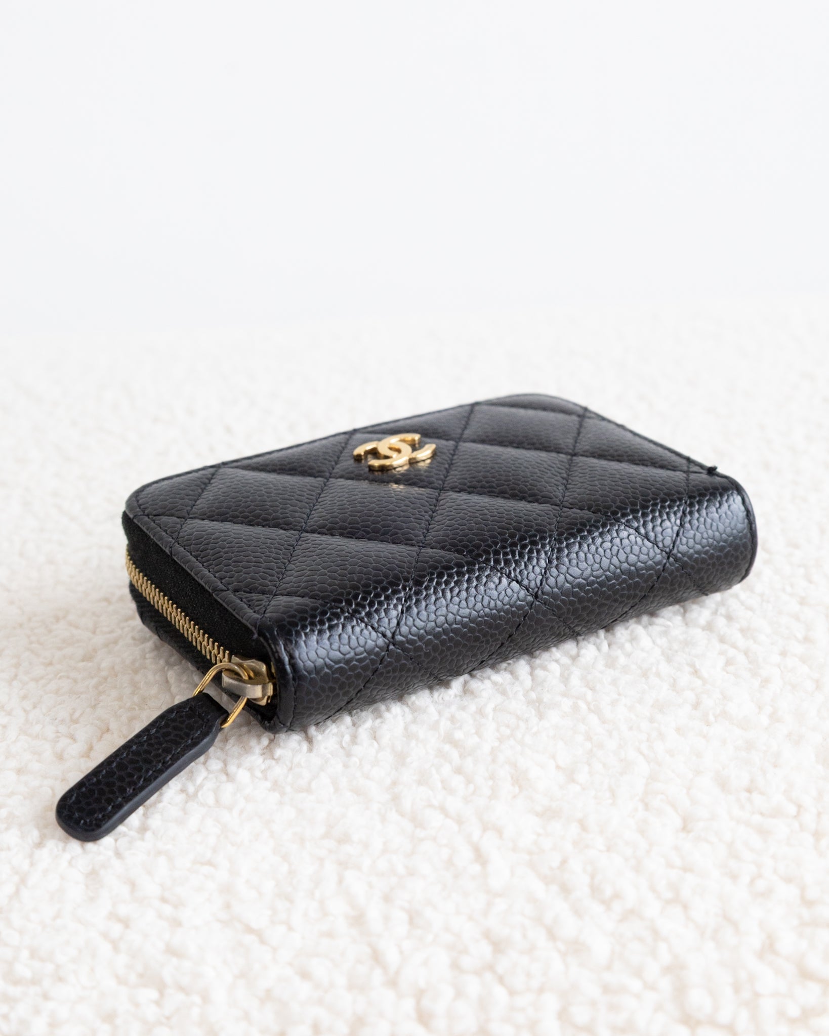 CHANEL CC Wallet - THE VOG CLOSET