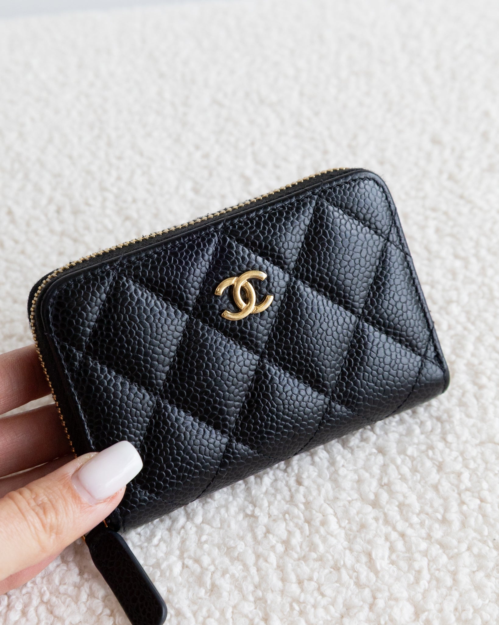 CHANEL CC Wallet - THE VOG CLOSET
