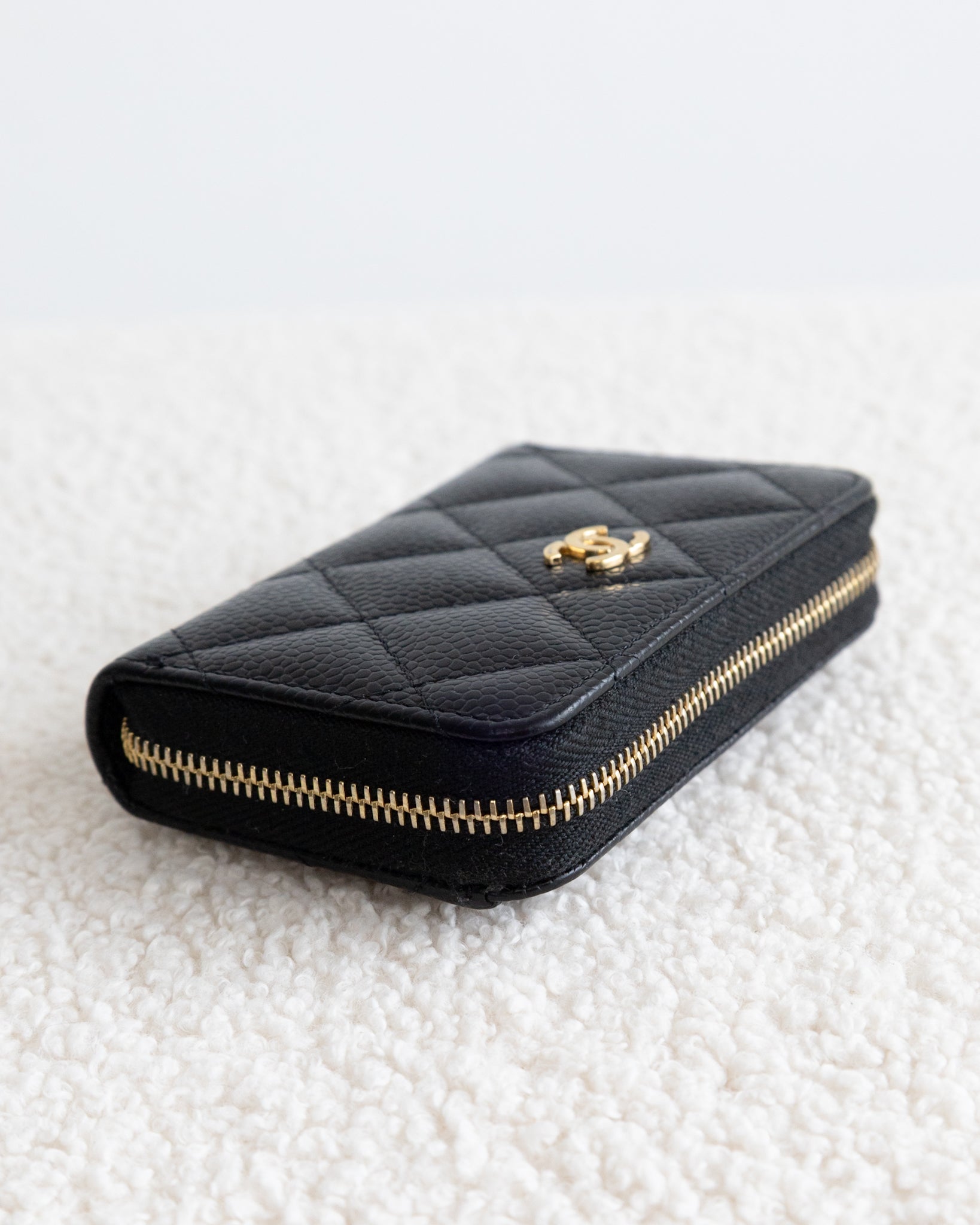 CHANEL CC Wallet - THE VOG CLOSET