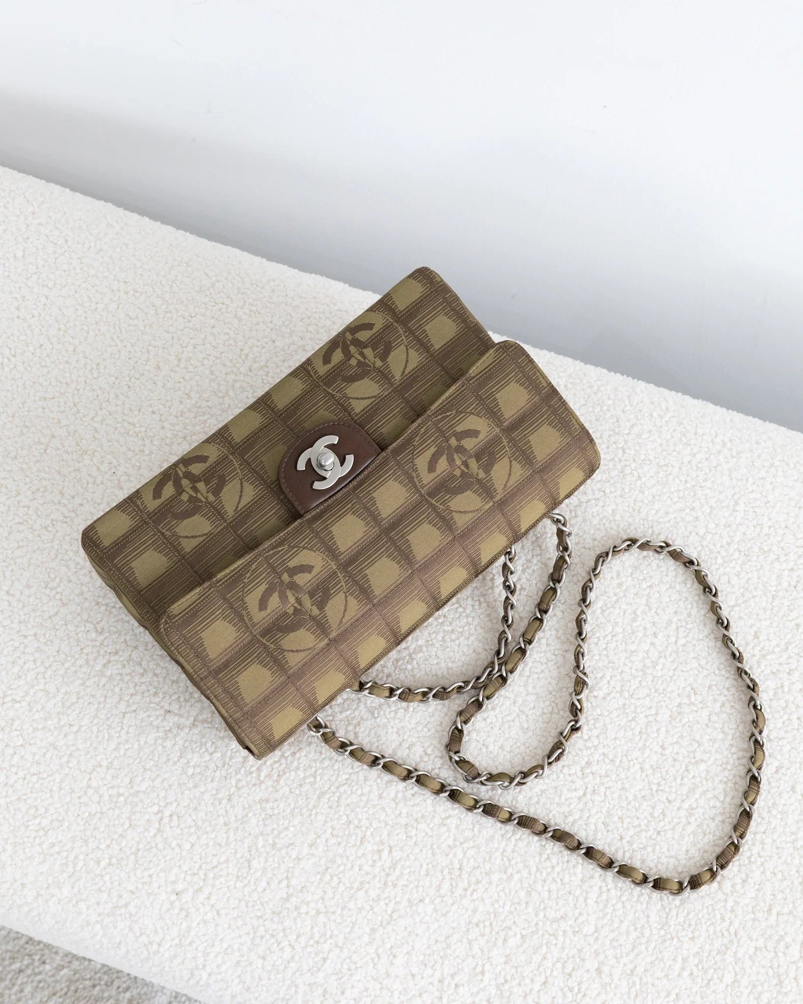 CHANEL Classic Flap - THE VOG CLOSET
