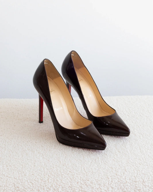 CHRISTIAN LOUBOUTIN 37,5 - THE VOG CLOSET