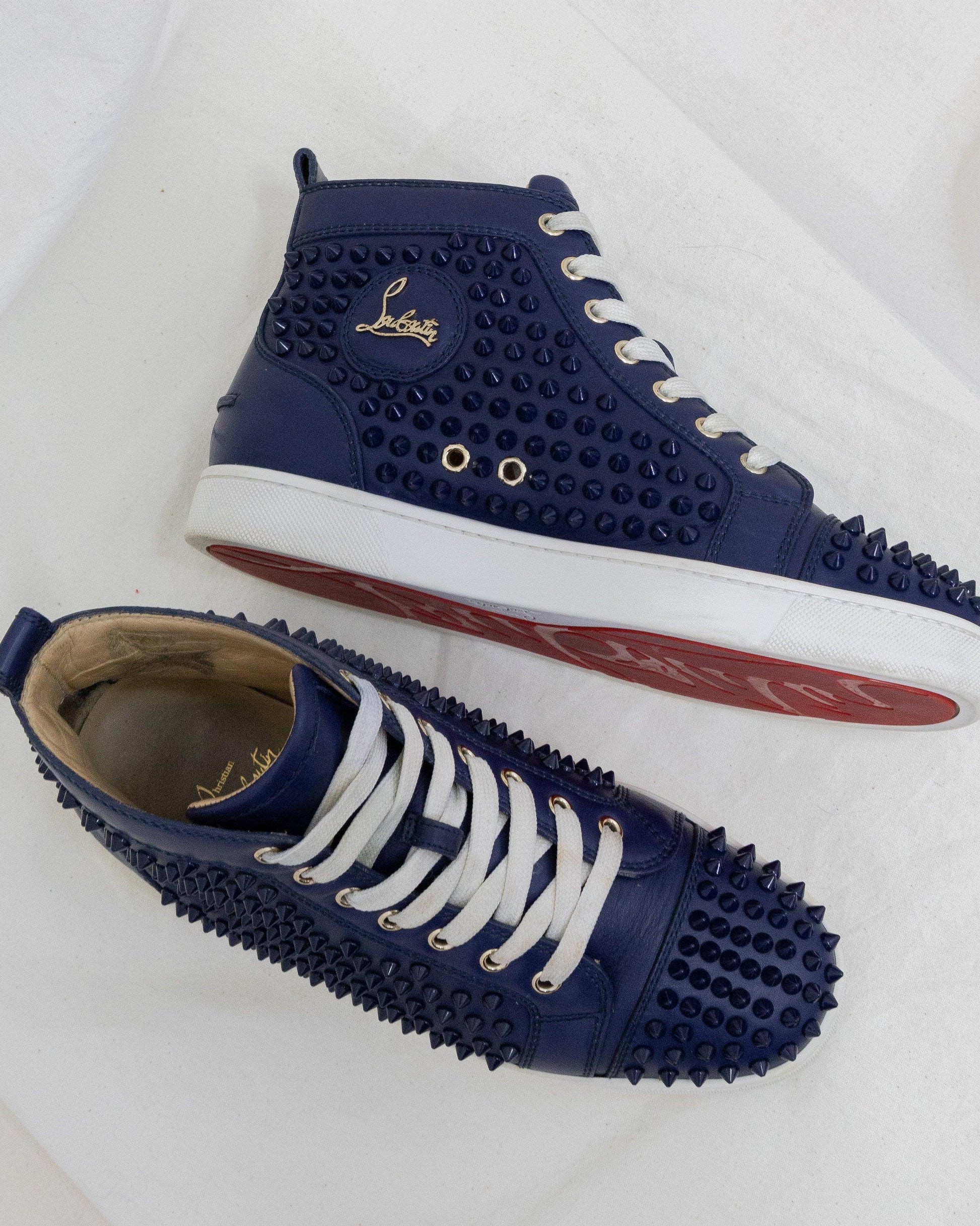 CHRISTIAN LOUBOUTIN Sneakers 39 - THE VOG CLOSET