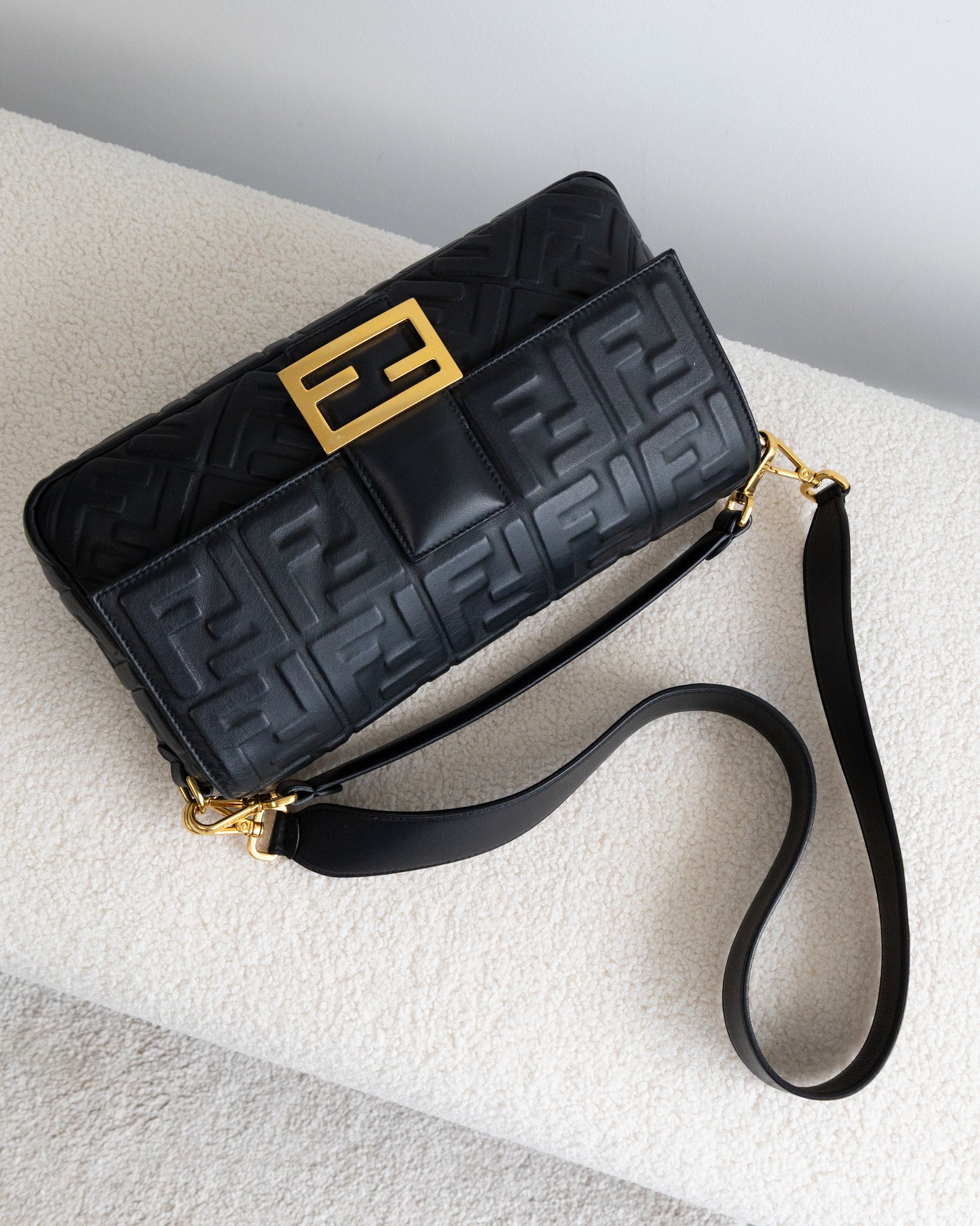 FENDI FF Baguette - THE VOG CLOSET