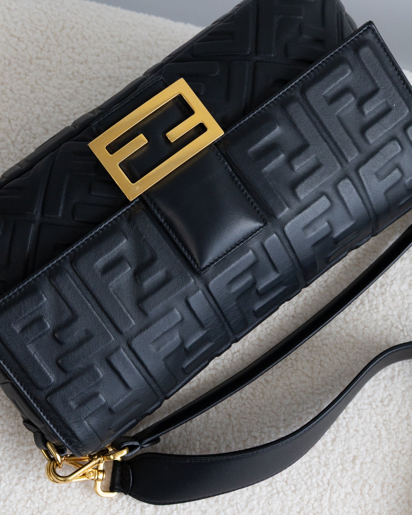 FENDI FF Baguette - THE VOG CLOSET