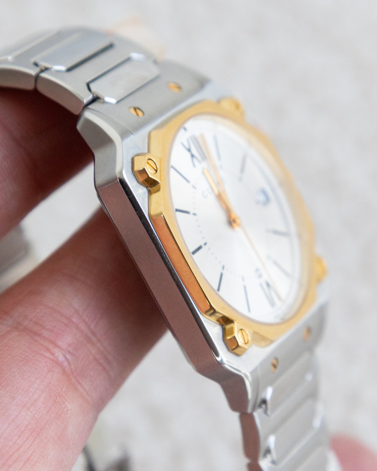 GUCCI G-Flat 30mm - THE VOG CLOSET