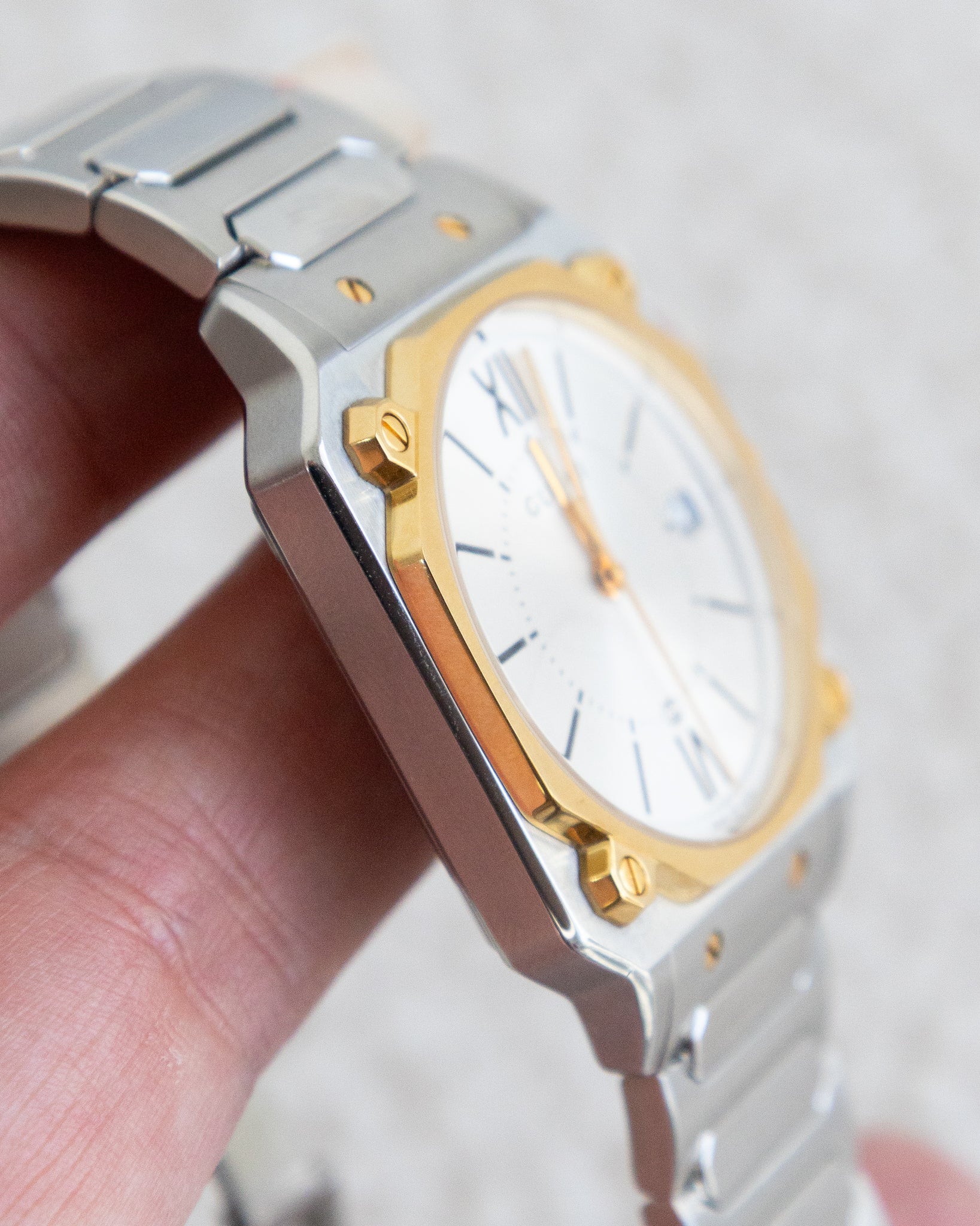GUCCI G-Flat 30mm - THE VOG CLOSET