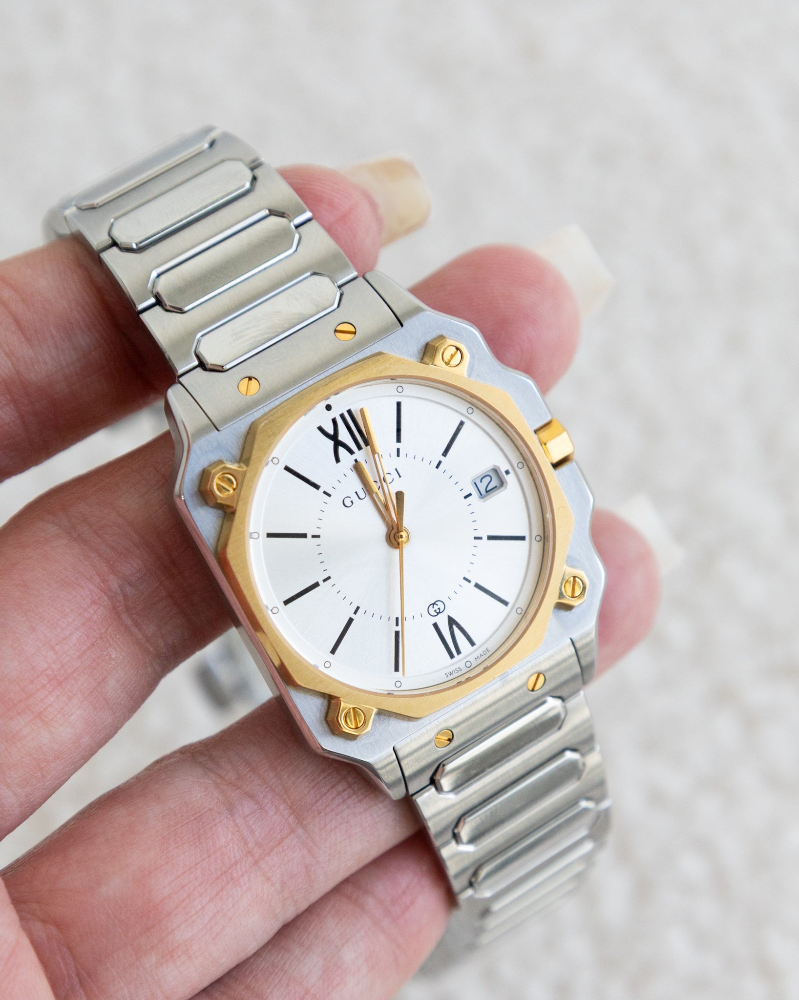 GUCCI G-Flat 30mm - THE VOG CLOSET