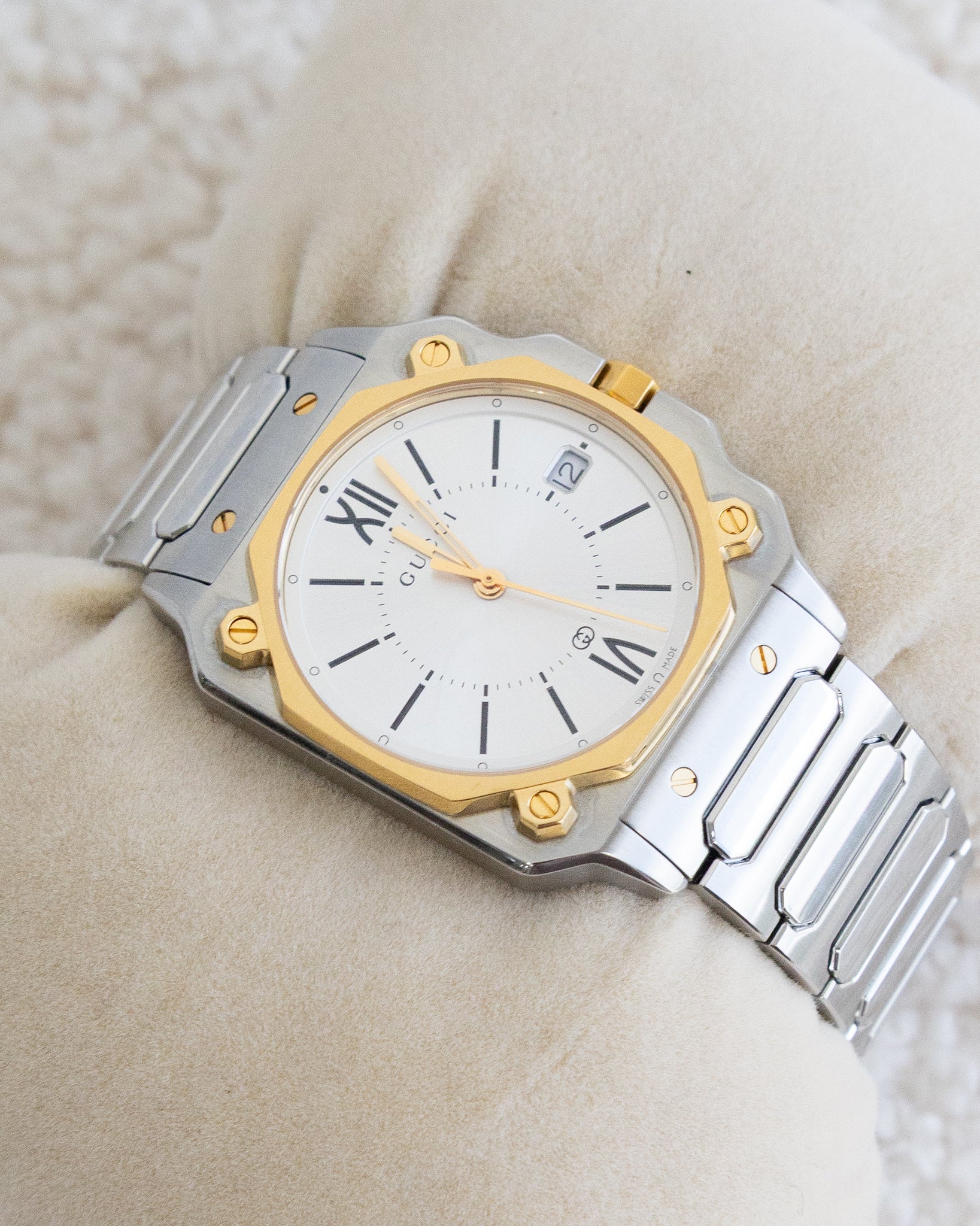 GUCCI G-Flat 30mm - THE VOG CLOSET