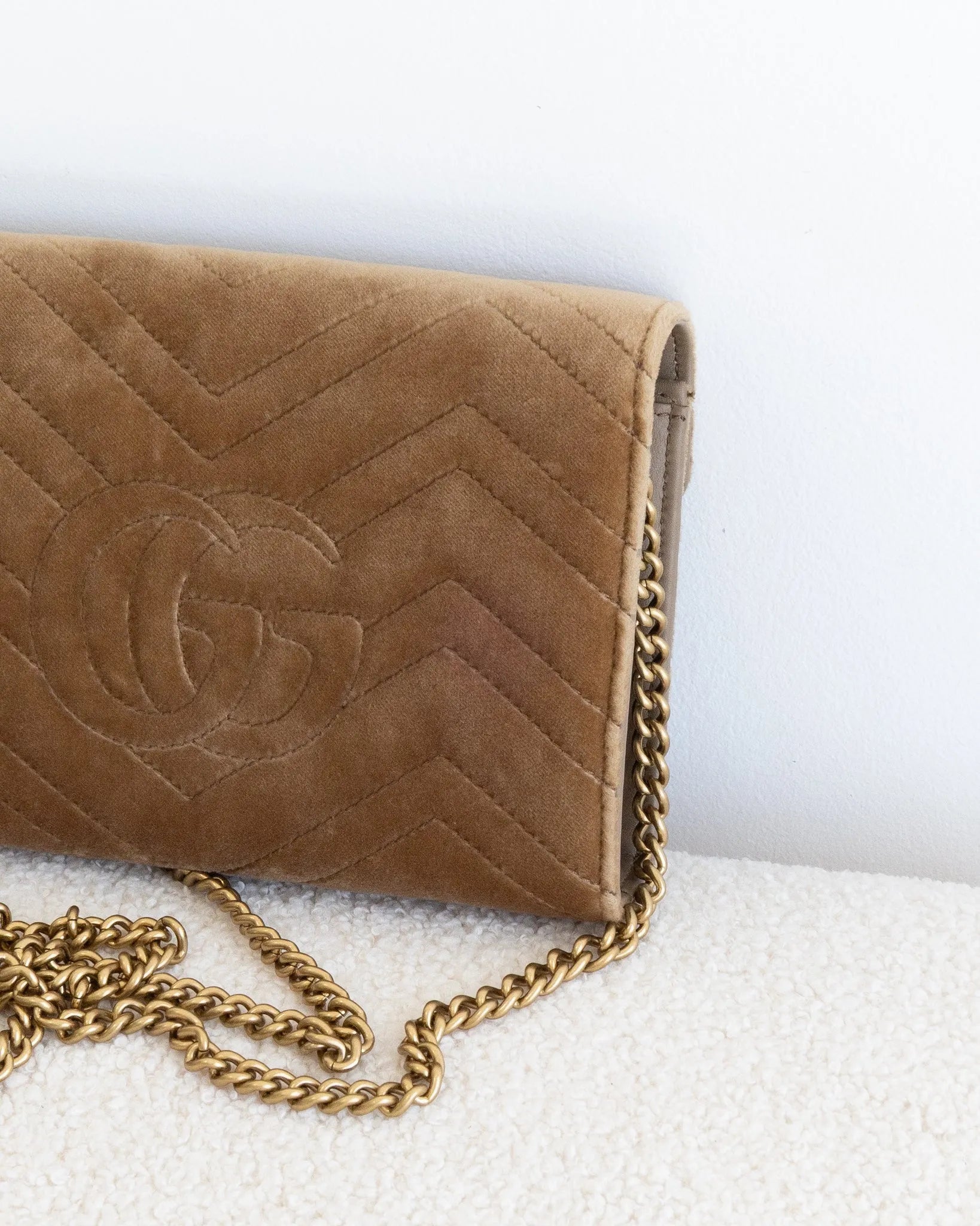 GUCCI GG Marmont WOC - THE VOG CLOSET