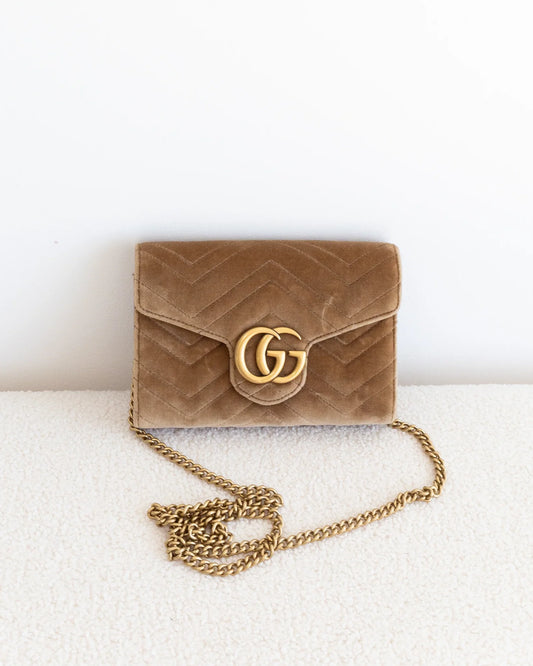 GUCCI GG Marmont WOC - THE VOG CLOSET