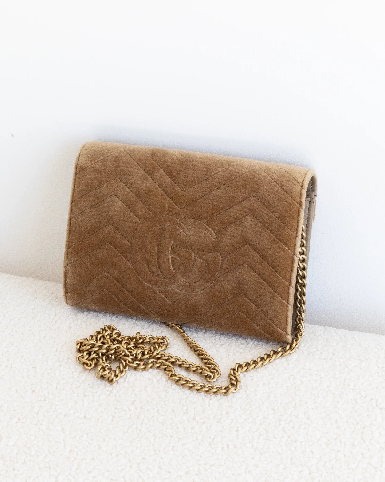 GUCCI GG Marmont WOC - THE VOG CLOSET