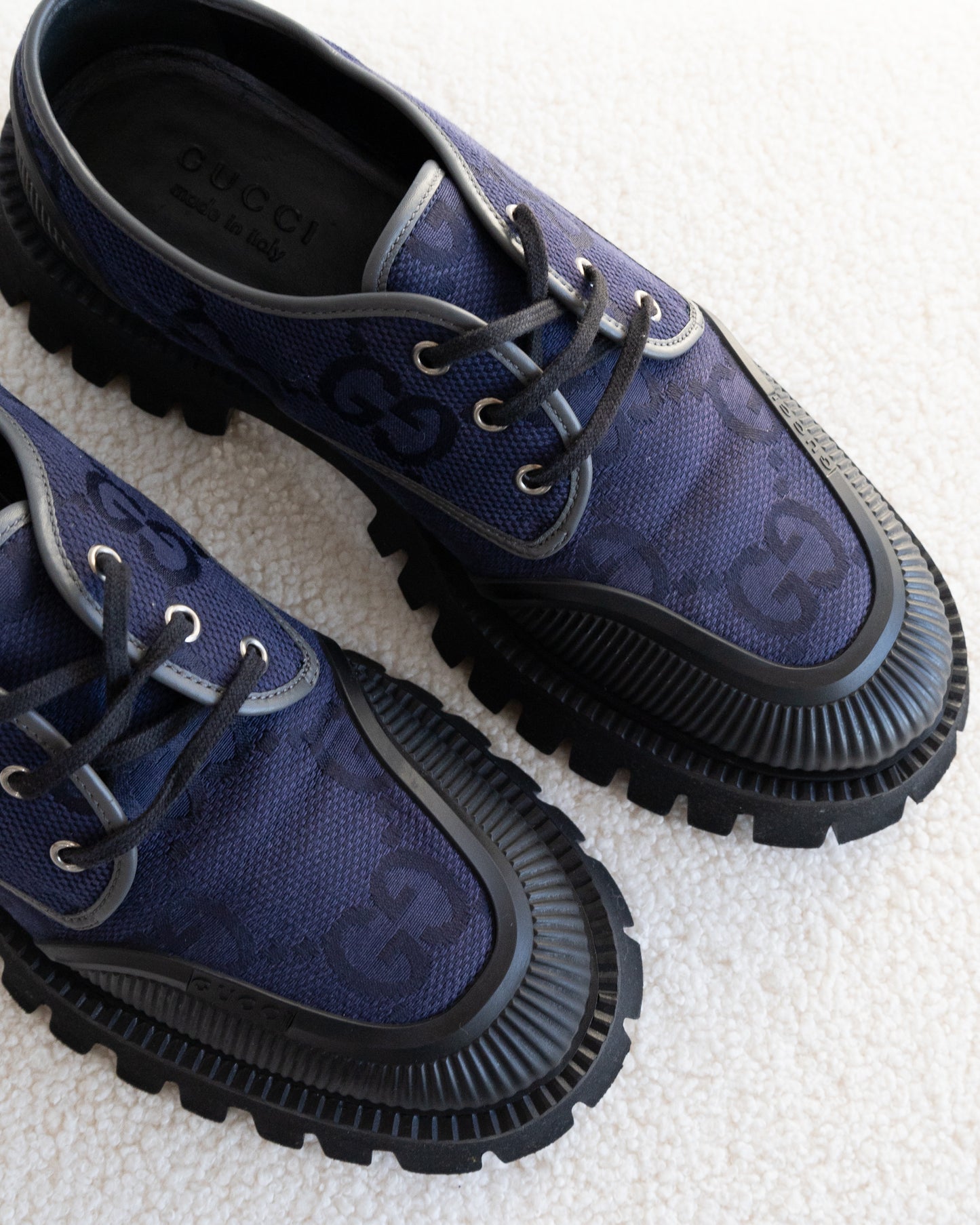 GUCCI Maxi Sneakers 42 - THE VOG CLOSET