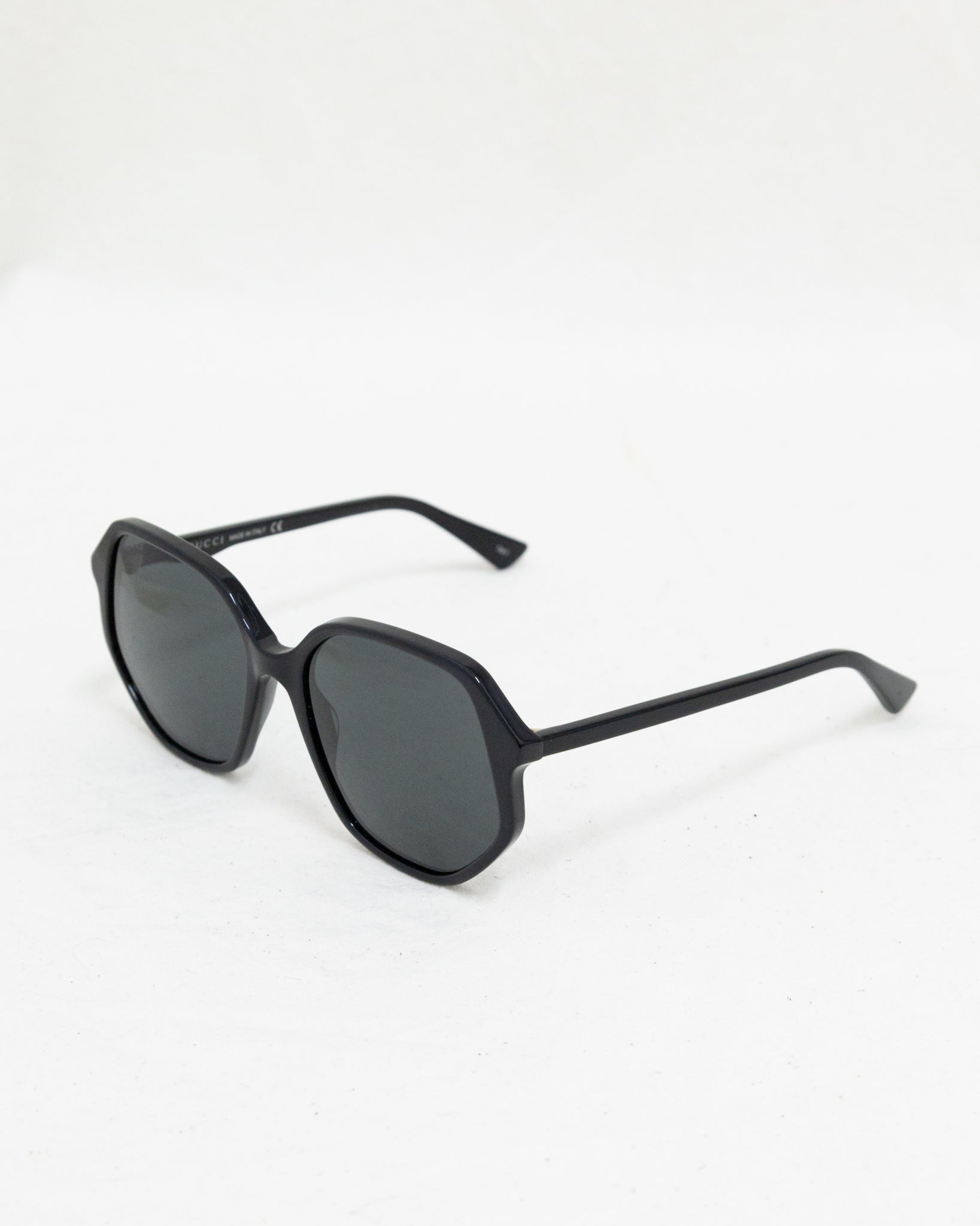 GUCCI Sunglasses - THE VOG CLOSET