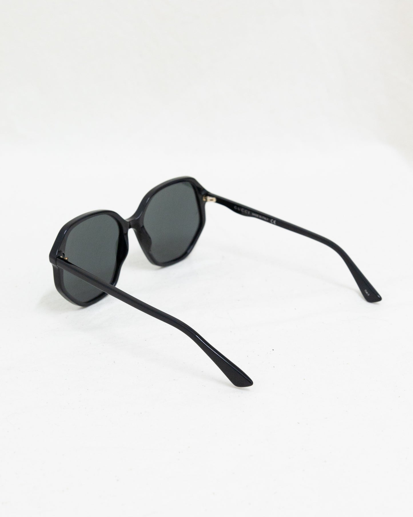 GUCCI Sunglasses - THE VOG CLOSET