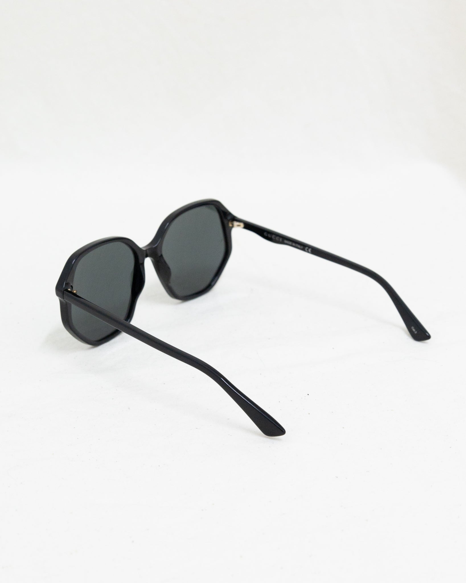 GUCCI Sunglasses - THE VOG CLOSET
