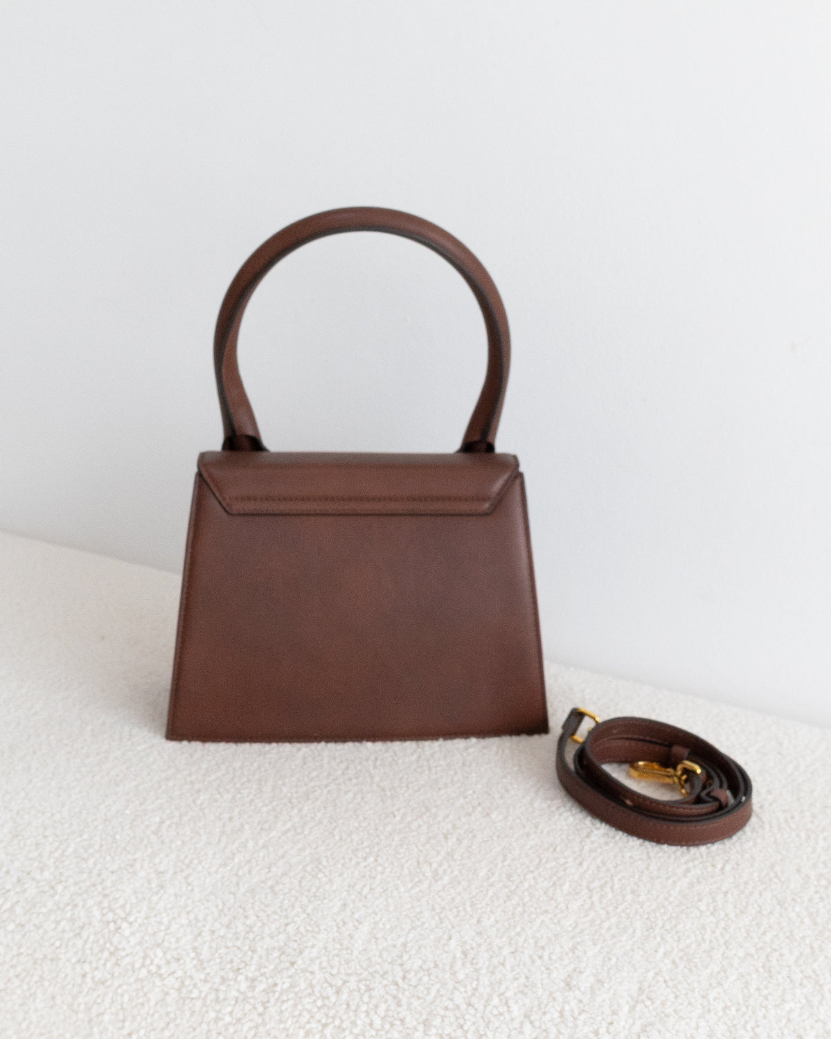 JACQUEMUS Le Grand Chiquito
