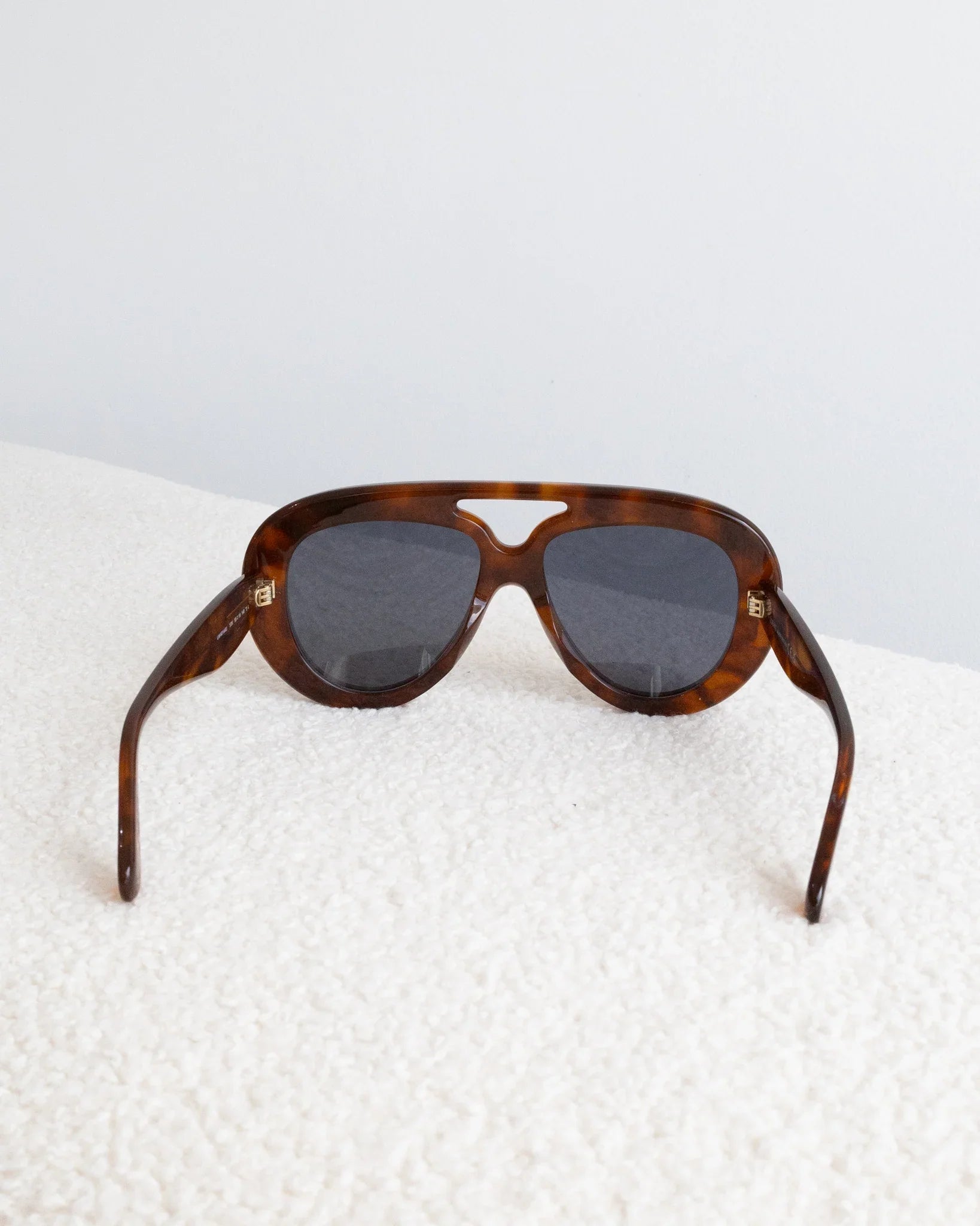 LOEWE Sunglasses - THE VOG CLOSET