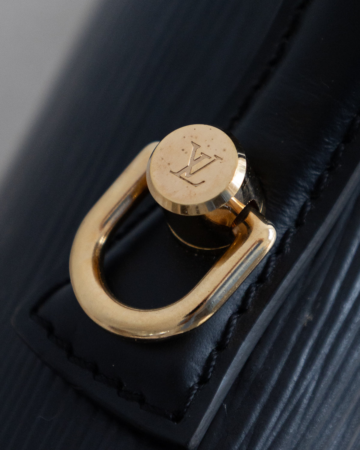 LOUIS VUITTON Monceau