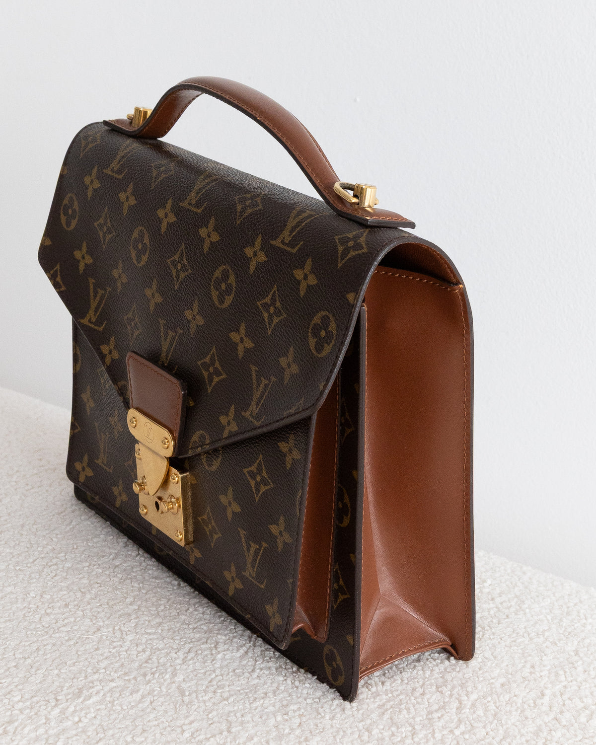 LOUIS VUITTON Monceau