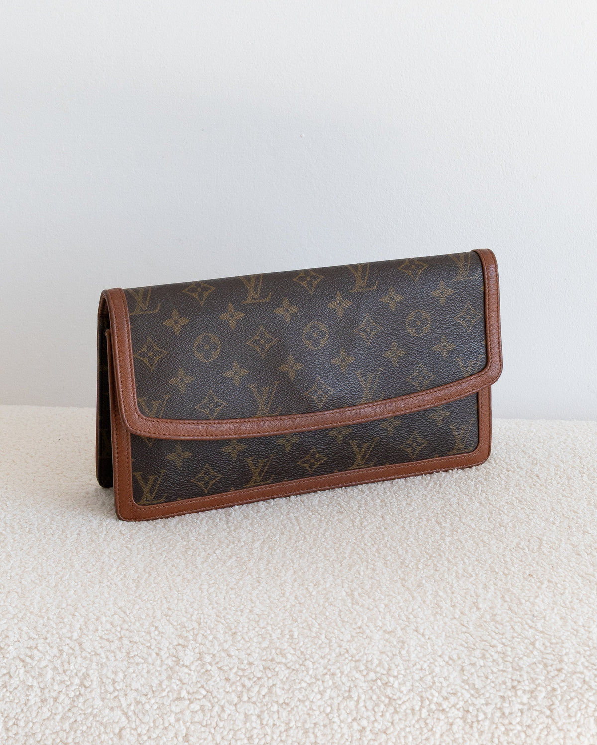 LOUIS VUITTON Pochette Dame GM