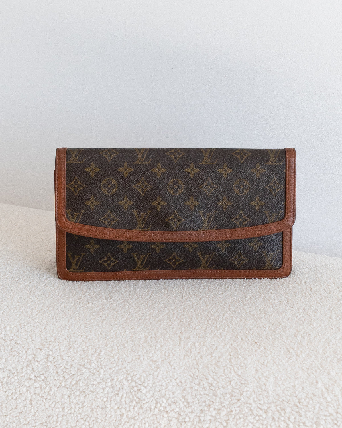 LOUIS VUITTON Pochette Dame GM