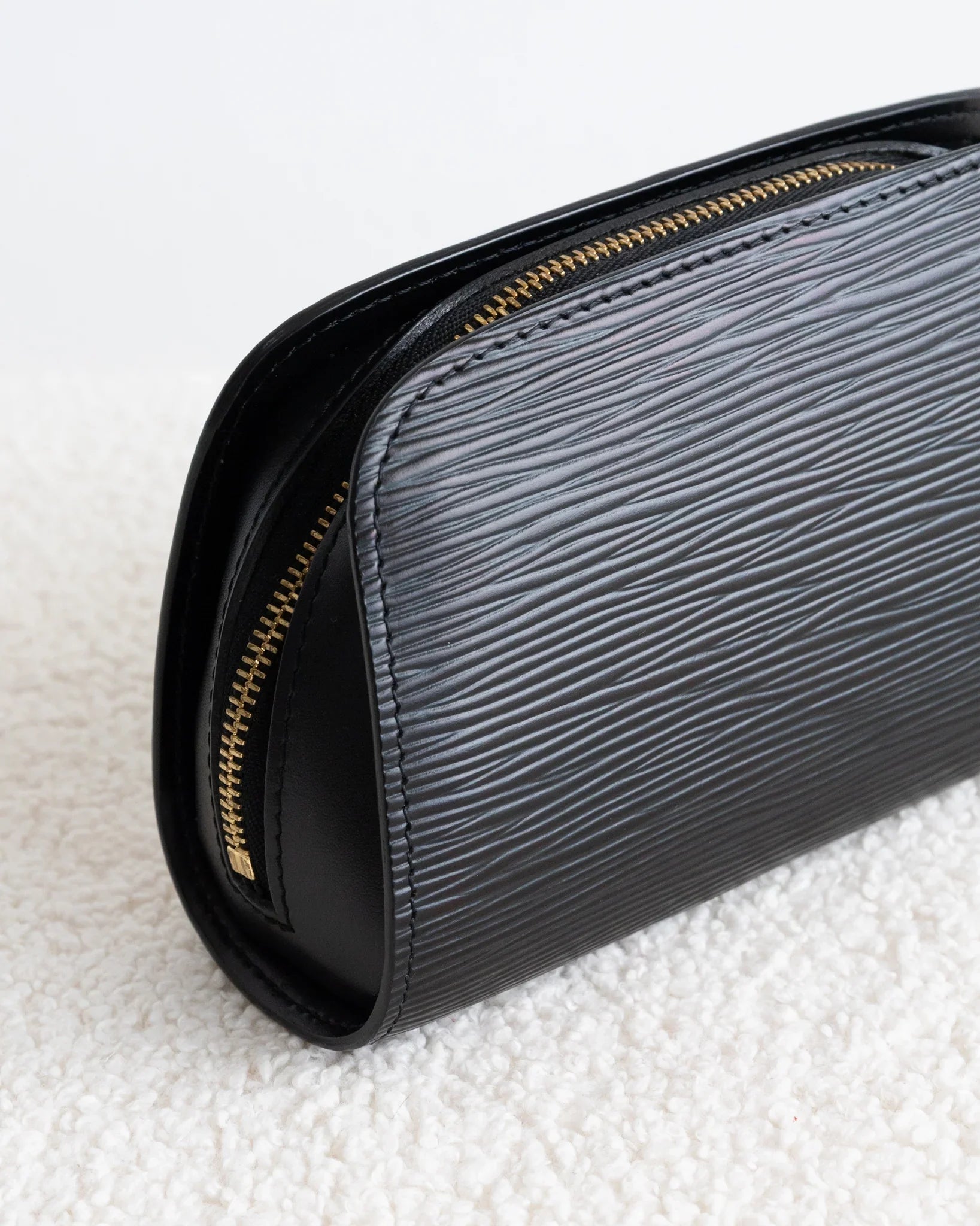 LOUIS VUITTON Pouch - THE VOG CLOSET