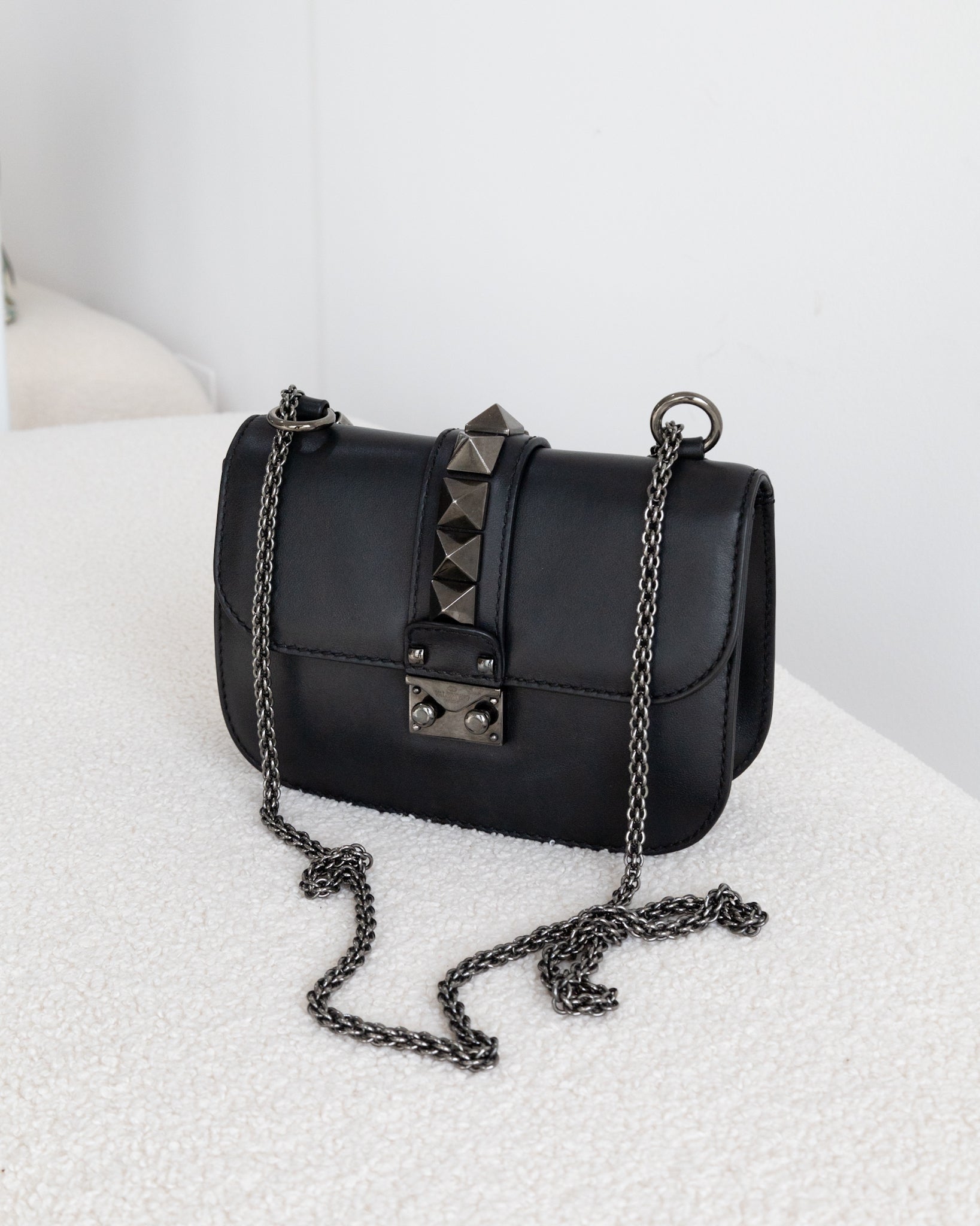 VALENTINO GARAVANI GlamLock - THE VOG CLOSET