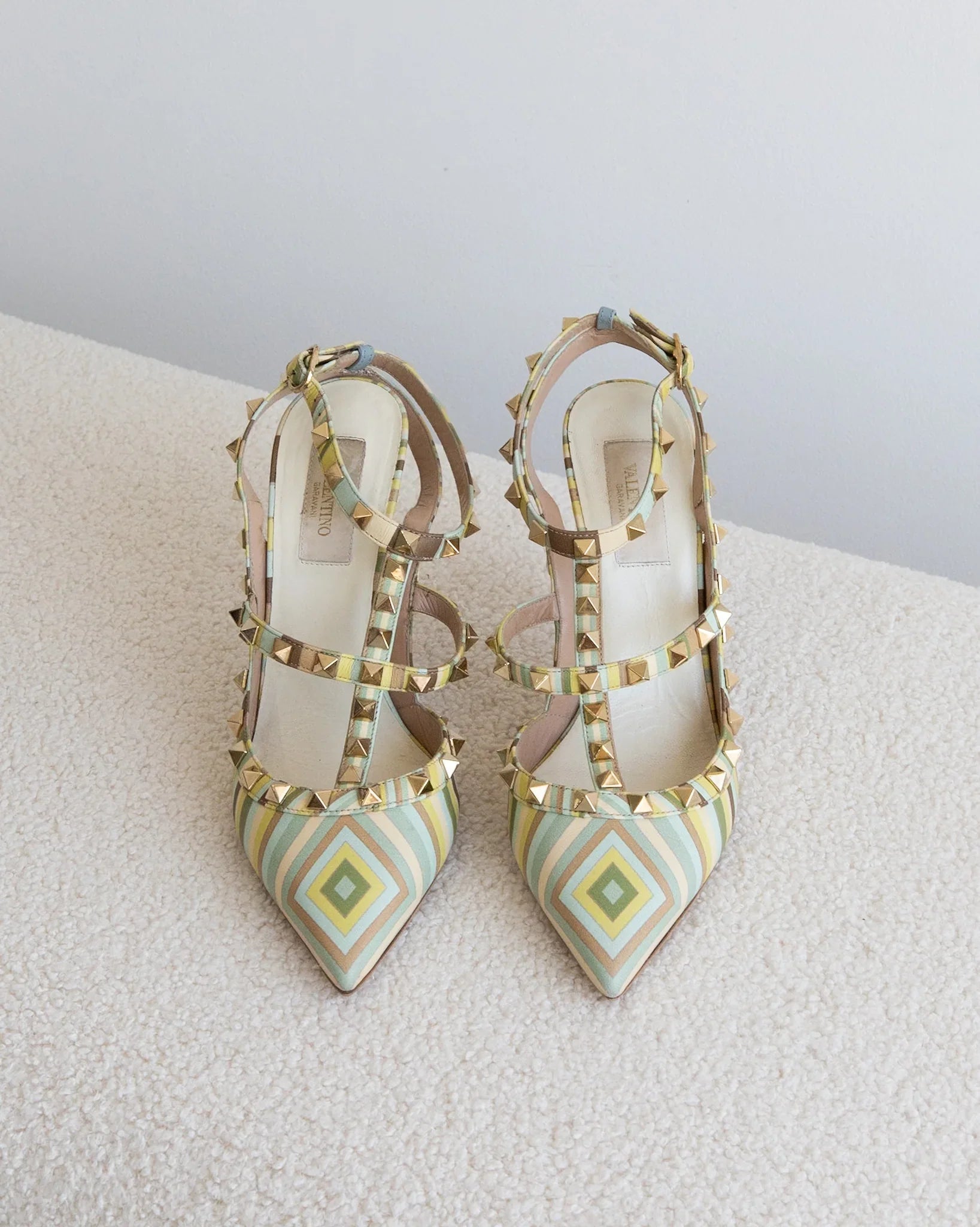 VALENTINO GARAVANI Rockstud 38 - THE VOG CLOSET