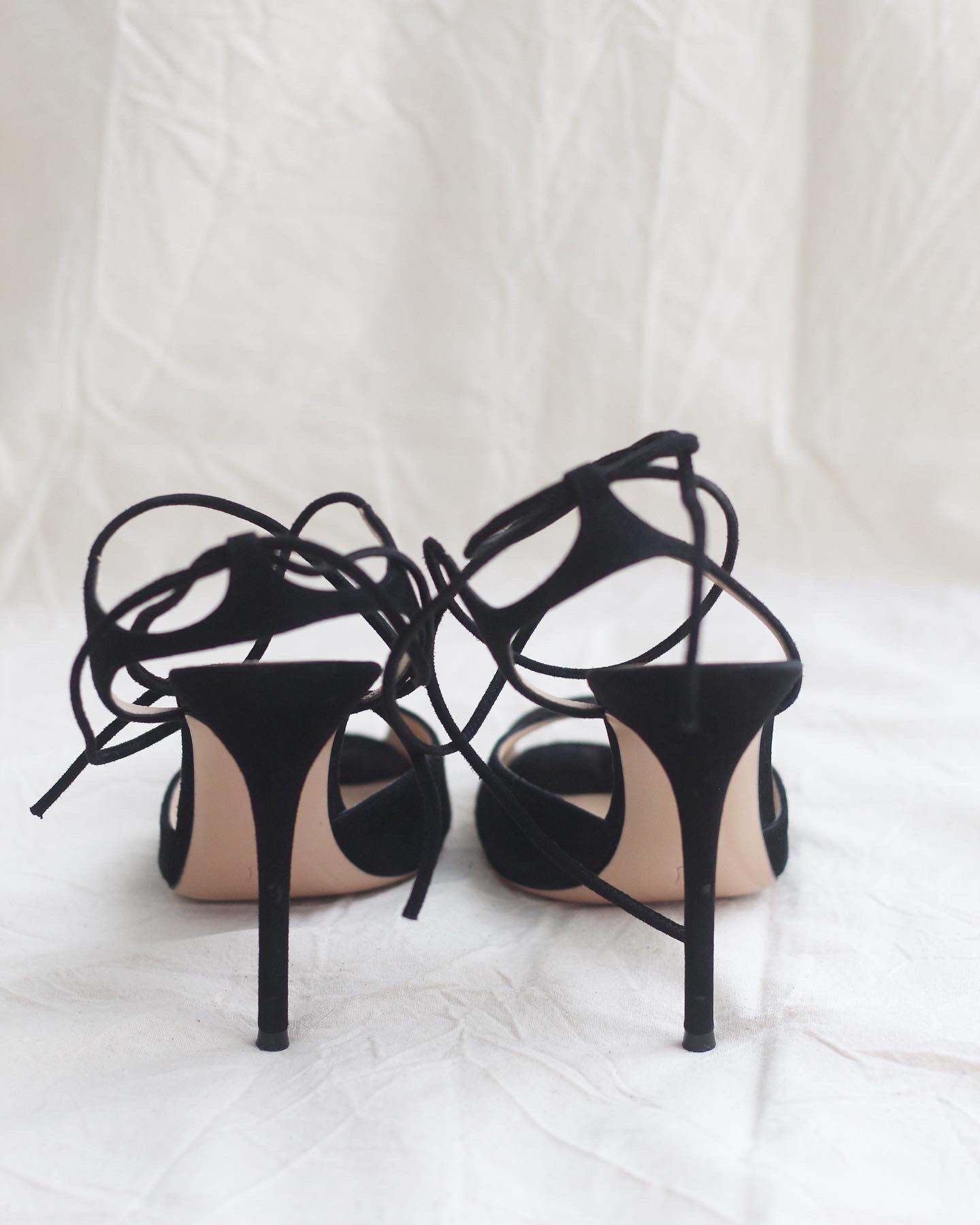 GIANVITO ROSSI 38 - THE VOG CLOSET